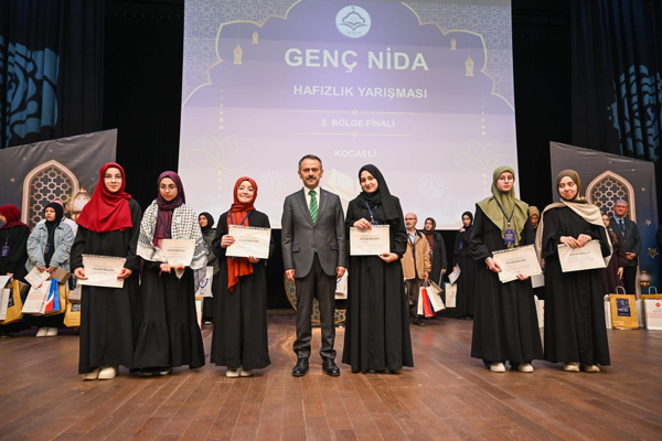 Genç Nida Hafızlık Yarışması'nın 2. Bölge finalistleri ödüllerini aldı<