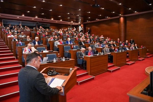 Halk Plajı projesi için 10 yıllık protokol imzalanacak<