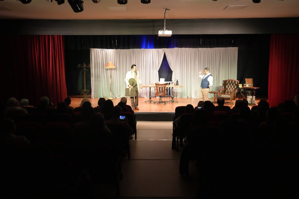 “Enigma Varyasyonları” oyunu Kartal’da sahnelendi