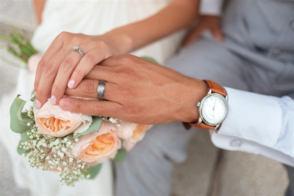 İBB’nin evlilik desteği tutarı 40 bin TL’ye yükseltildi<