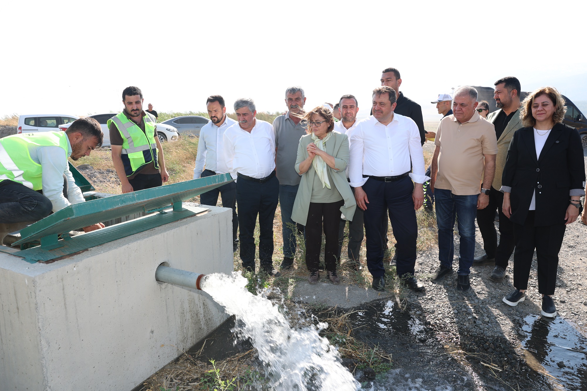Kılavuzlu suyu Nurdağı ve İslahiye tarlalarıyla buluştu