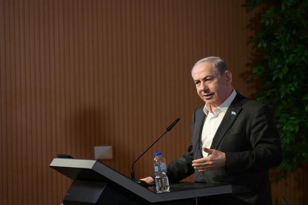 Netanyahu, IDF 5. Tugayı'nın eğitim alanını ziyaret etti<