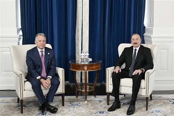 Aliyev, ABD Özel Temsilcisi Witkoff ile bir araya geldi<