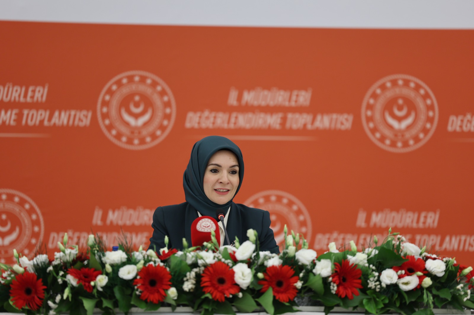 Bakan Göktaş, Enstitü Sosyal heyetiyle görüştü