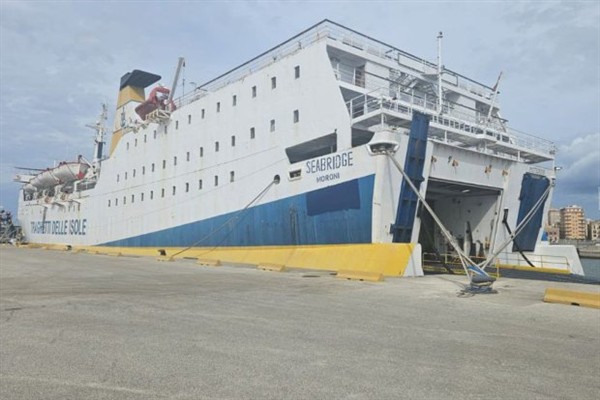 Trabzon'dan kalkan Sea Bridge feribotu Soçi limanına giriş izni aldı<