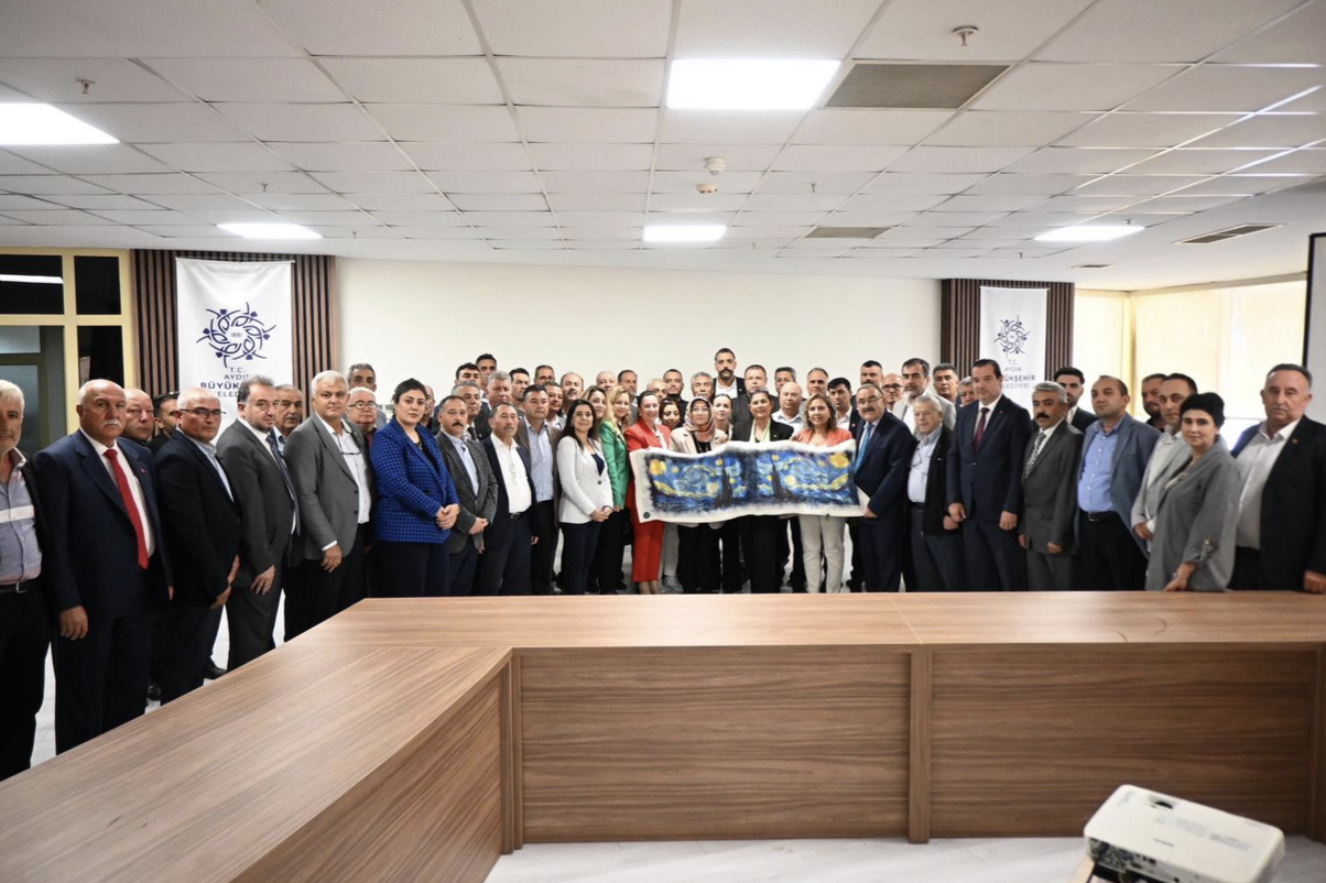 Başkan Çerçioğlu Efelerli muhtarlarla buluştu