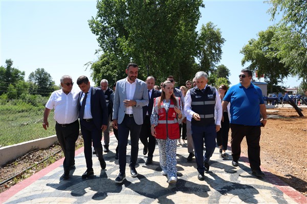 Manavgat'taki altyapı yatırımlarını incelendi<