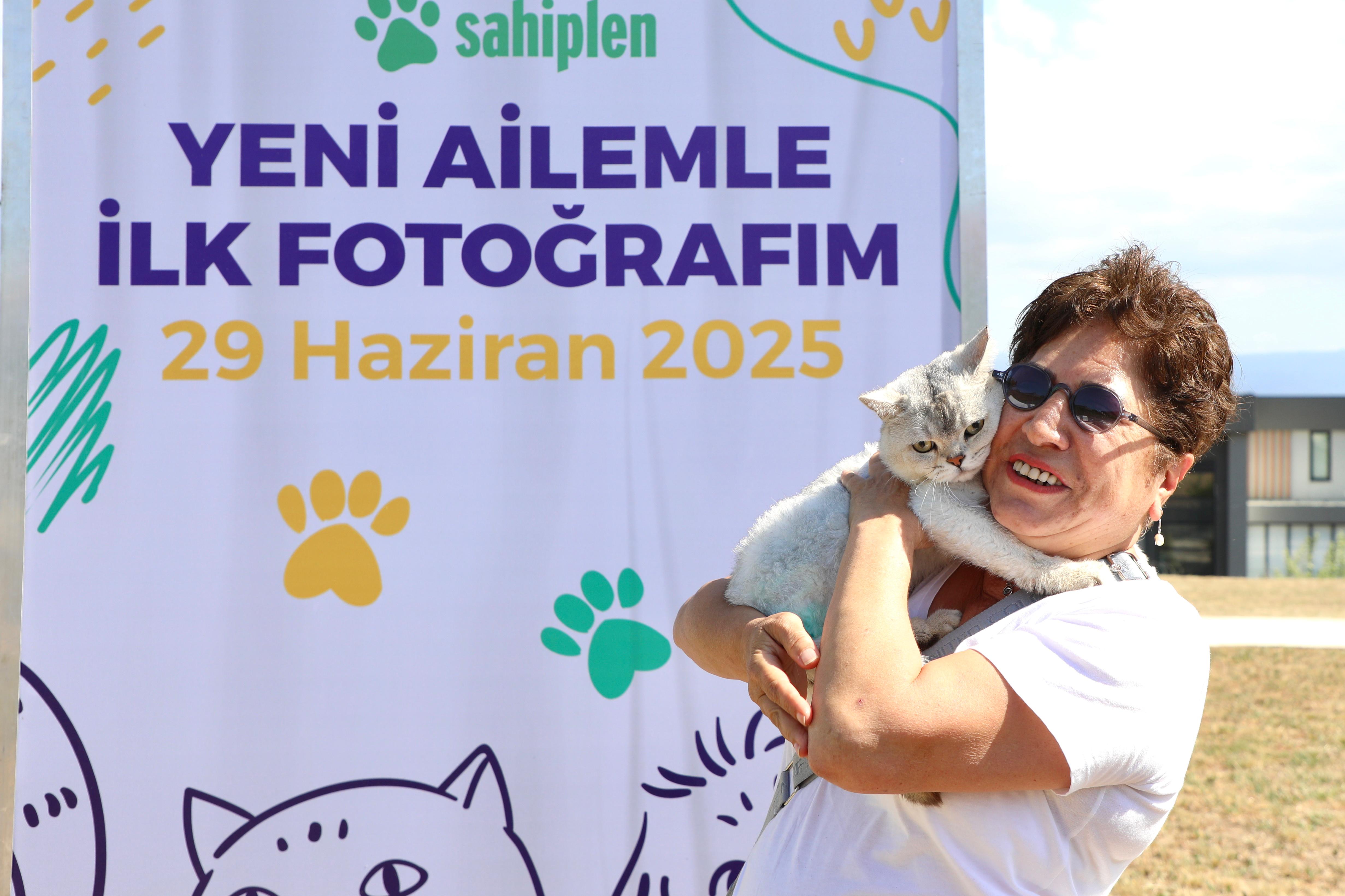 Mudanya'da sokak hayvanları için Sahiplendirme Şenliği düzenlendi