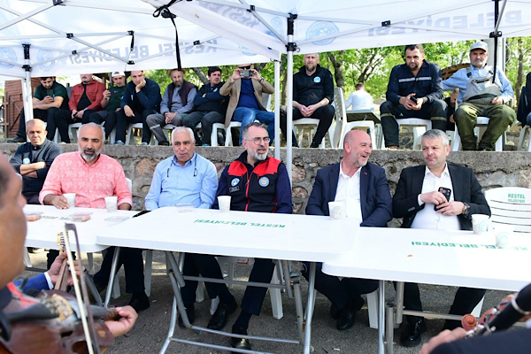 Kestel'de 1 Mayıs buluşması<