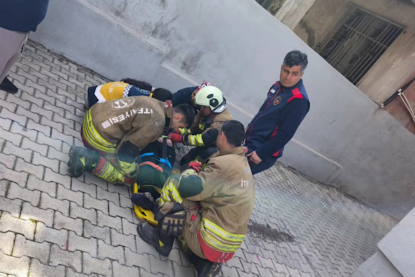 İskenderun’da intihar girişimi <