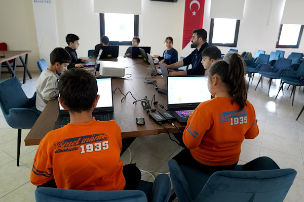 Çukurova’da Çukurova Tech Şubat Ayı Eğitimleri sona erdi<