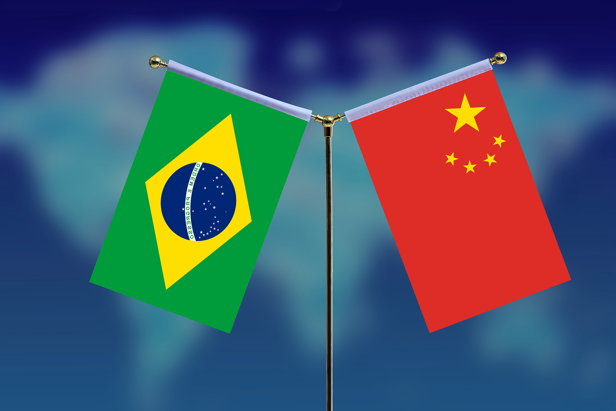Xi Jinping, Brezilyalı mevkidaşı Lula da Silva ile telefon görüşmesi gerçekleştirdi<