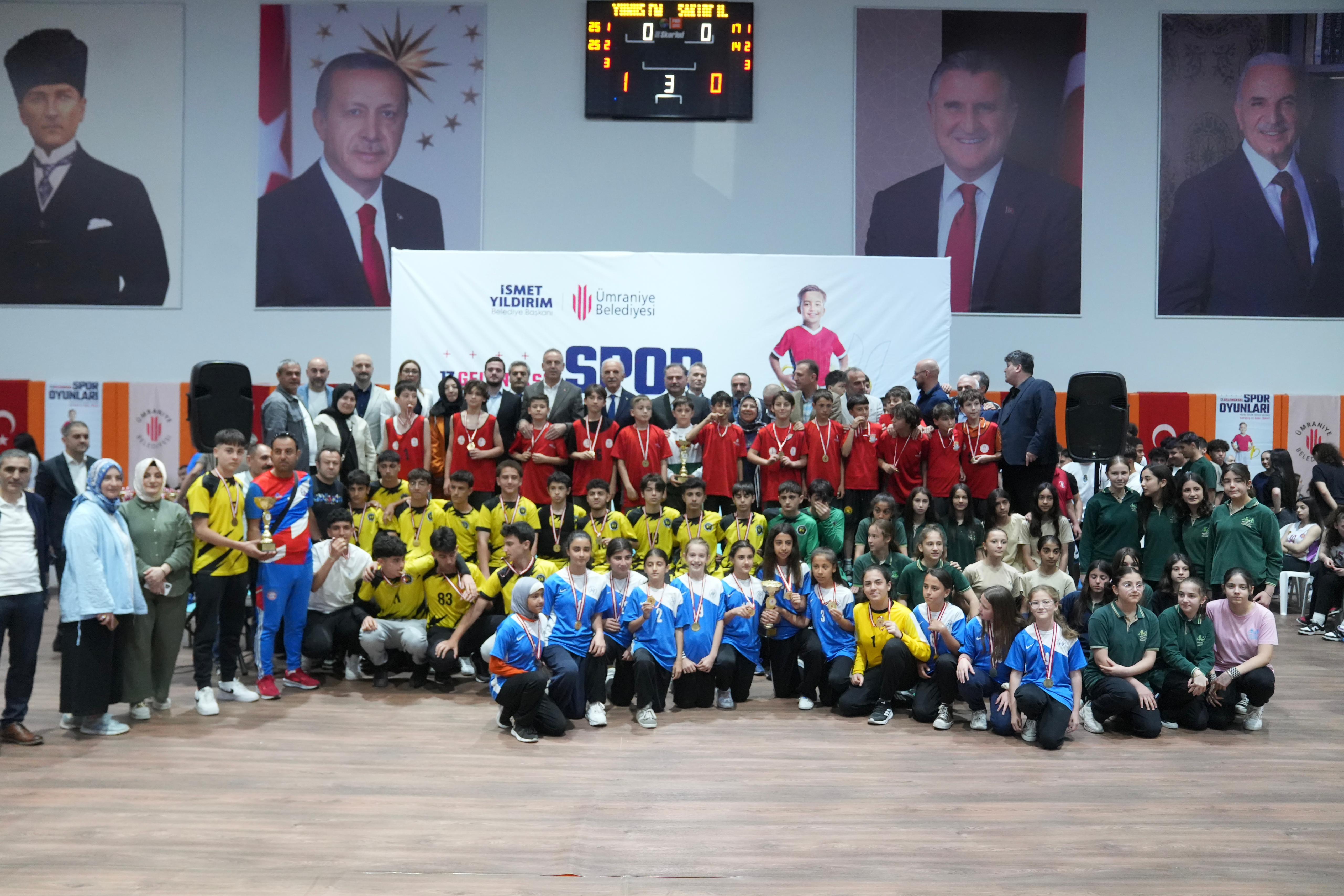 17. Geleneksel Ümraniye Spor Oyunları, törenle sona erdi<