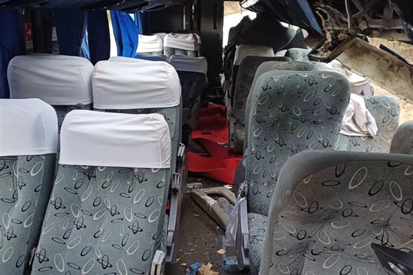 Brezilya'da turist otobüsü kazasında en az 17 kişi hayatını kaybetti