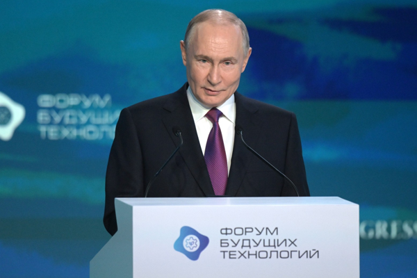 Putin: Biyoekonomi ile ilgili işletmelerin önündeki engeller kaldırılmalı<