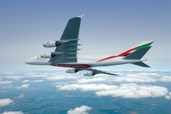 Emirates, yenilenen A380’leri 5 şehirde daha tanıtacak