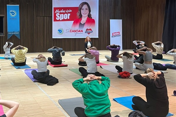 Tekirdağ Büyükşehir Belediyesi’nin yoga kursları başladı<