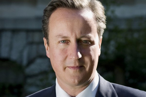 Cameron: “Demokrasi ve insan haklarını desteklemeye kararlı bir şekilde bağlıyız”