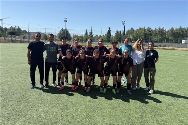 DBB Kadın Futbol Takımı, Play-Off finalinde