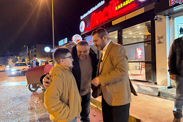 Başkan Çetinkaya, Berat Kandili’nde vatandaşlarla bir araya geldi<