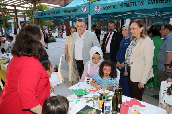 Trabzon’da Aile Festivali sona erdi: Başkan Genç’ten “Geleneksel Olacak” mesajı<