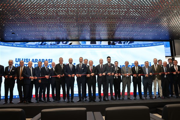 30 bin yabancı ziyaretçi İDEX için İstanbul’da buluştu<