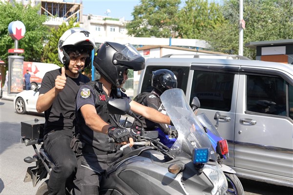 Bağcılar Belediyesi'nden YKS'ye giren öğrencilere destek
