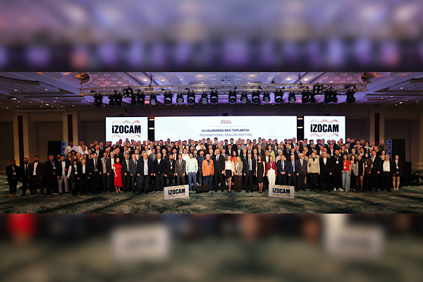 İzocam, bayileriyle “Köklerimiz Bir, Gücümüz Birlikte” mottosuyla Antalya’da buluştu<