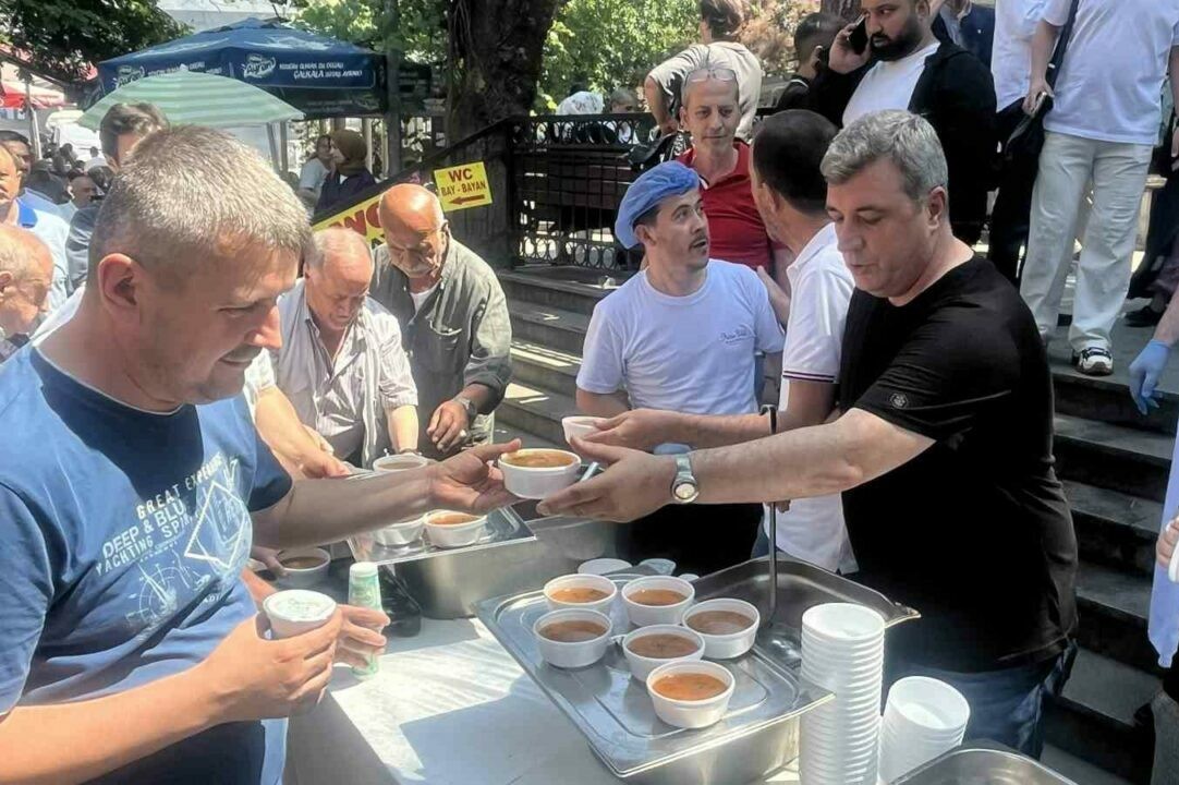 Bursa'da 80 yıllık köfteli çorba geleneği
