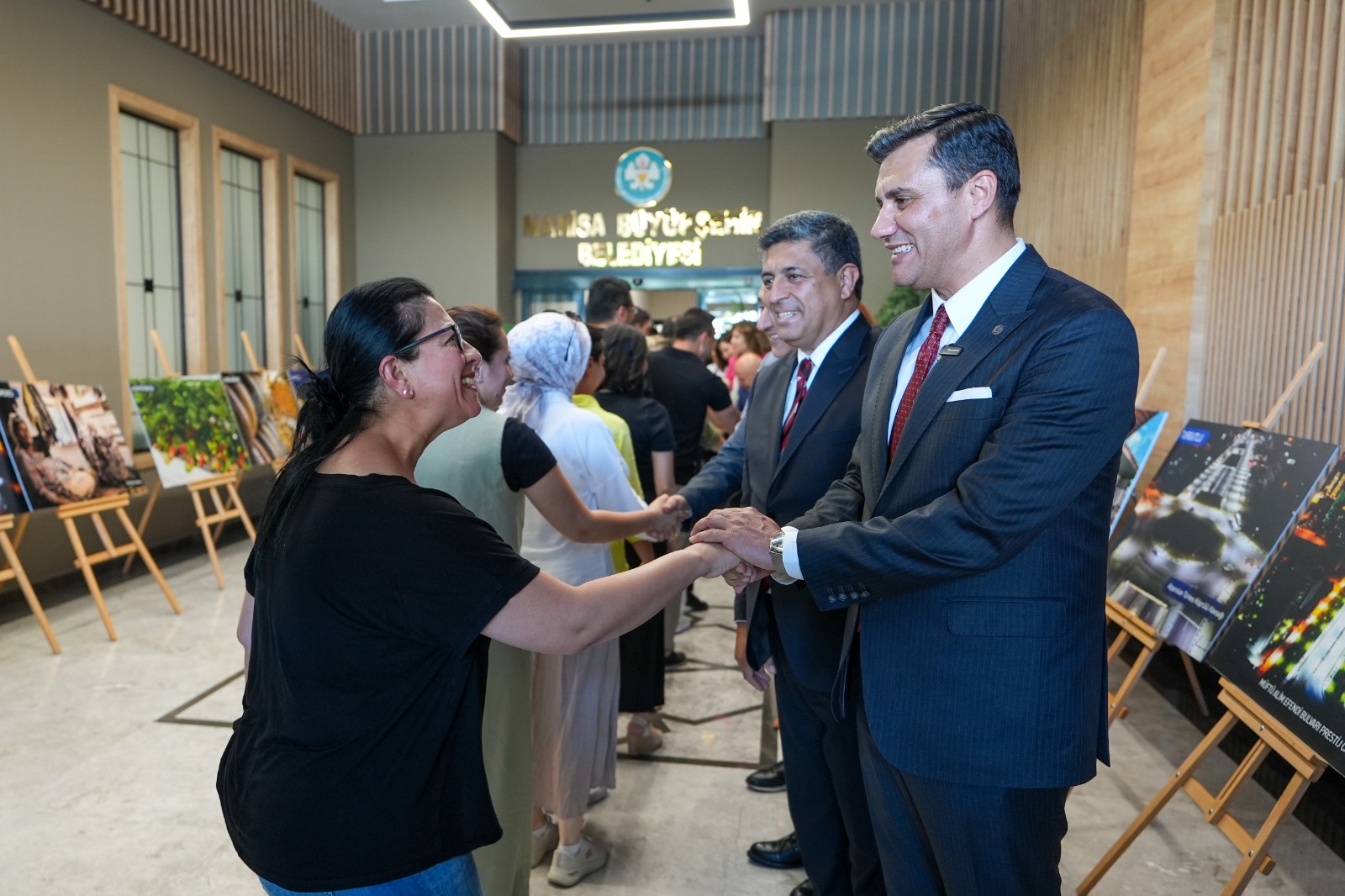 Başkan Zeyrek, belediye personeliyle bayramlaştı<