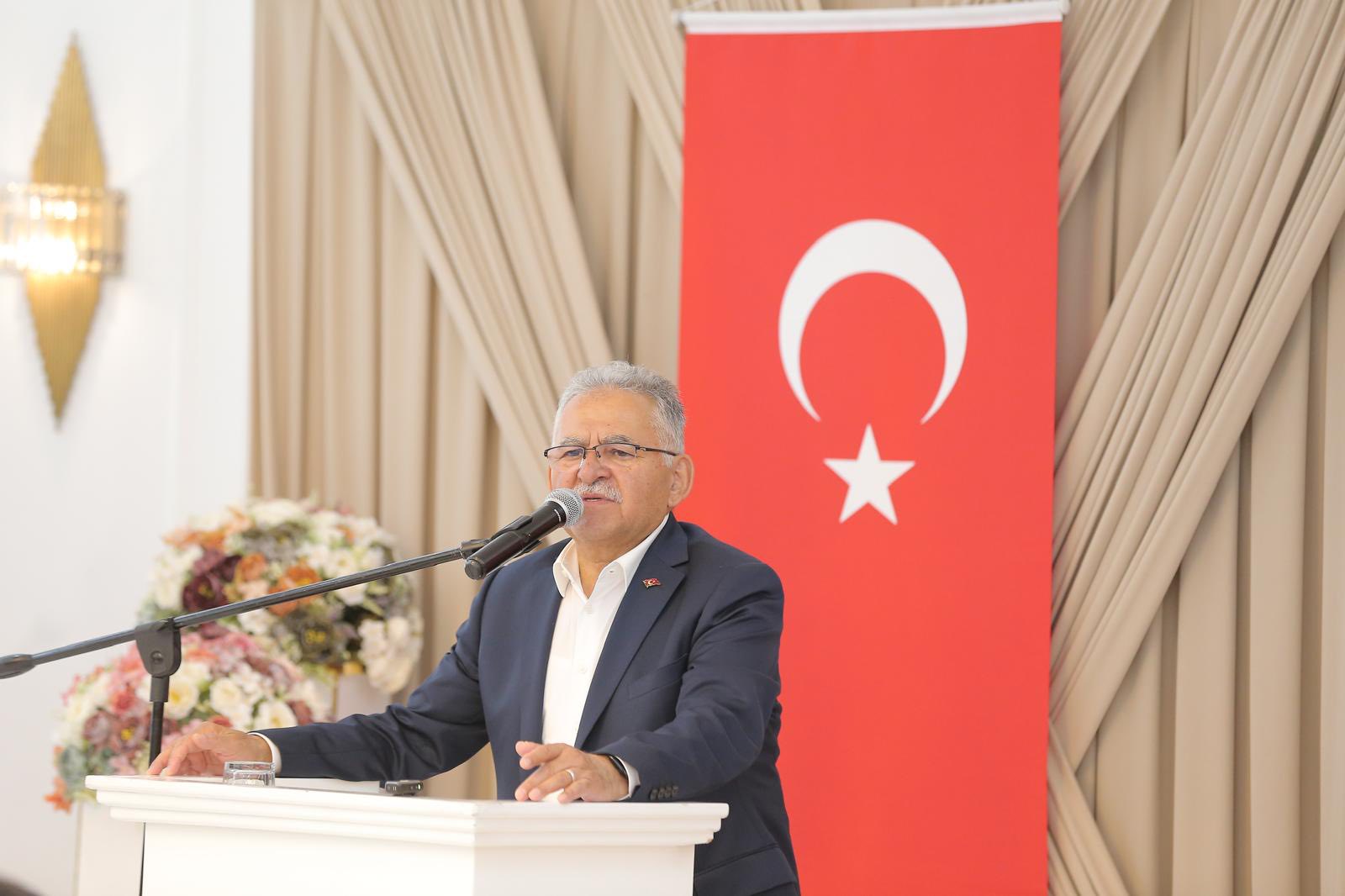 Başkan Büyükkılıç: Şehitlerimiz bizim gururumuz, kahramanlarımız<