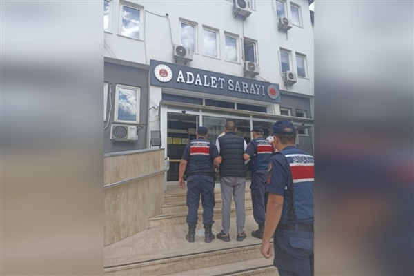 Kocaeli'nde 7 yıl 6 ay hapis cezası ile aranan şahıs yakalandı