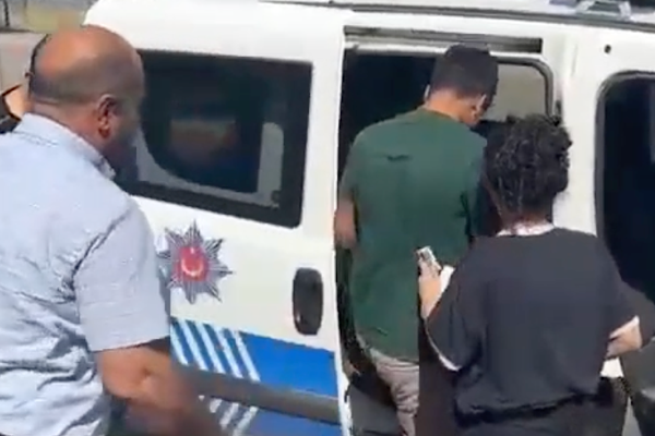 Siirt’te 25 öğrenci polis ekiplerince YKS sınav merkezlerine ulaştırıldı<