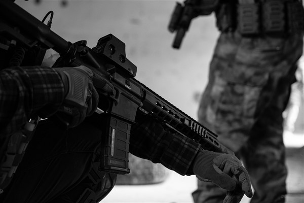 IDF: Fırlatılmaya hazır silahlı roket rampaları hedef alınarak imha edildi<