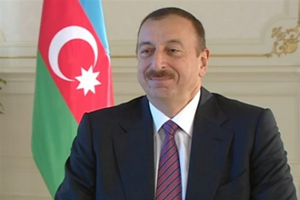 Aliyev, Angola Cumhuriyeti Cumhurbaşkanı Lourenço ile telefonda görüştü<
