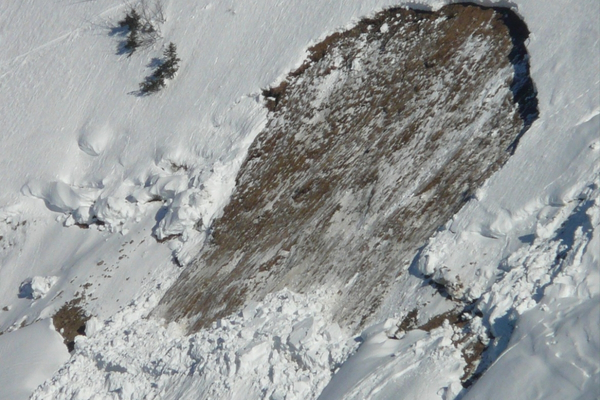 Meteorolojiden toz taşınımı ve çığ uyarısı<