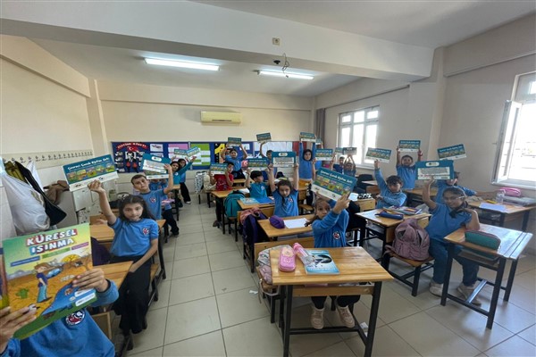 Gazipaşa Belediyesi’nden öğrencilere çevre ve hayvan sevgisi eğitimi<