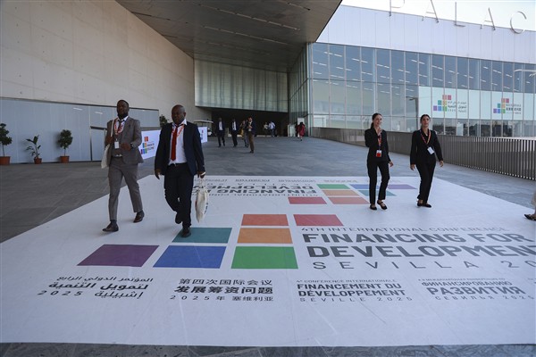 Çinli bakan, 4. Uluslararası Kalkınma Finansmanı Konferansı’na katıldı<