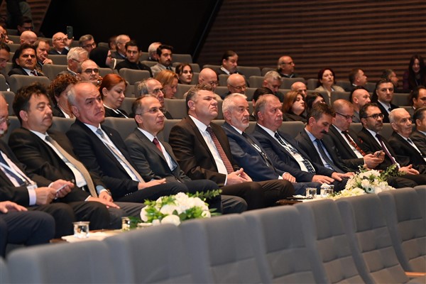 Isparta’nın Dünü, Bugünü, Yarını-III Sempozyumu başladı