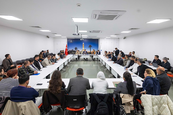 İzmir’de Roman Yurttaş Meclisi’nin ikinci toplantısı yapıldı