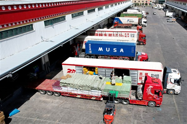 Xizang’ın dış ticareti 5 milyar RMB’ye yaklaştı<