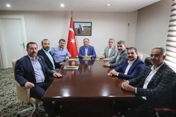 Bakan Bozdağ başkanlığında Şanlıurfaspor'un Play-Off mücadelesi için toplantı