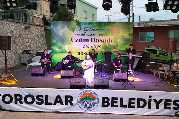 Toroslar’da 3. Üzüm Hasadı Etkinliği düzenlendi<