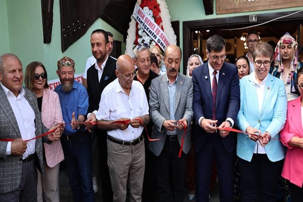 Yüksek Kahve ve Dostlar Konağı'nın açılışı gerçekleştirildi<
