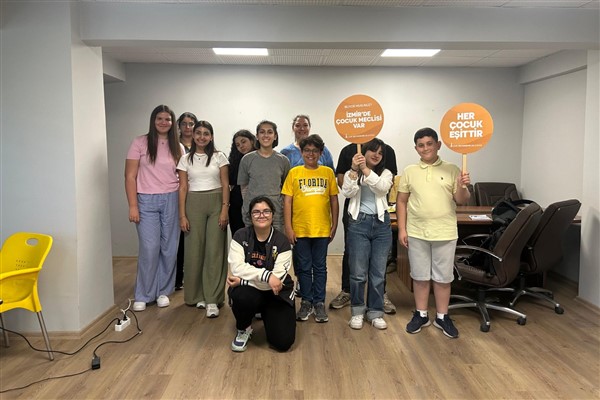 İzmir Çocuk Meclisi engelli hakları için toplandı<