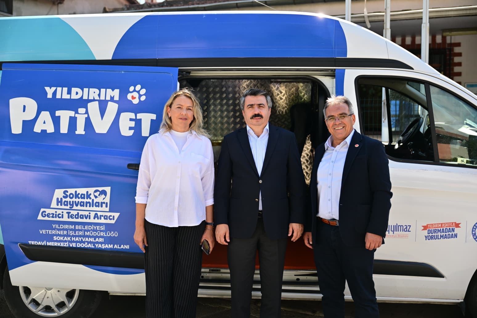 Yıldırım Belediyesi'nin PatiVet aracı bin 222 sahipsiz hayvana ulaştı<