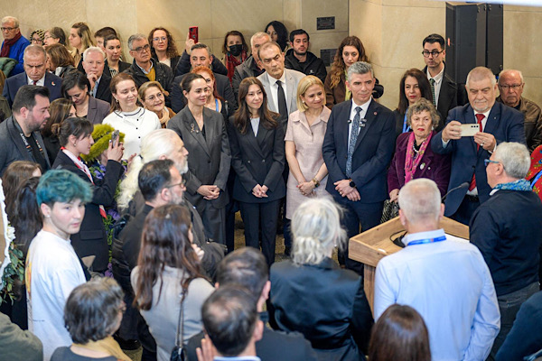 İzmir’de “Darkale / Tarhala – Karanlıktan Işığa” sergisi açıldı