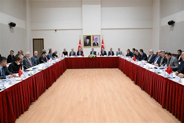Vali Aktaş başkanlığında İl Göç Kurulu Toplantısı gerçekleştirildi