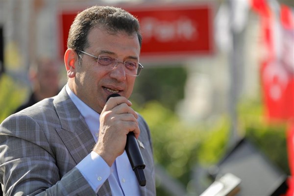 İmamoğlu: Hiç kimseyi piyasanın acımasız koşulları karşısında çaresiz bırakmayacağız<