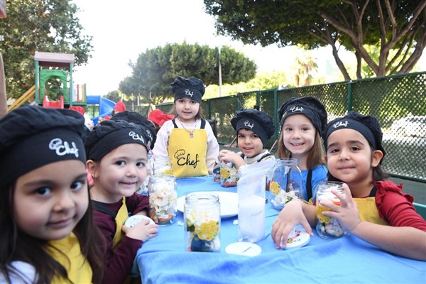 Çocuklara yönelik turşu kurma etkinliği düzenlendi<